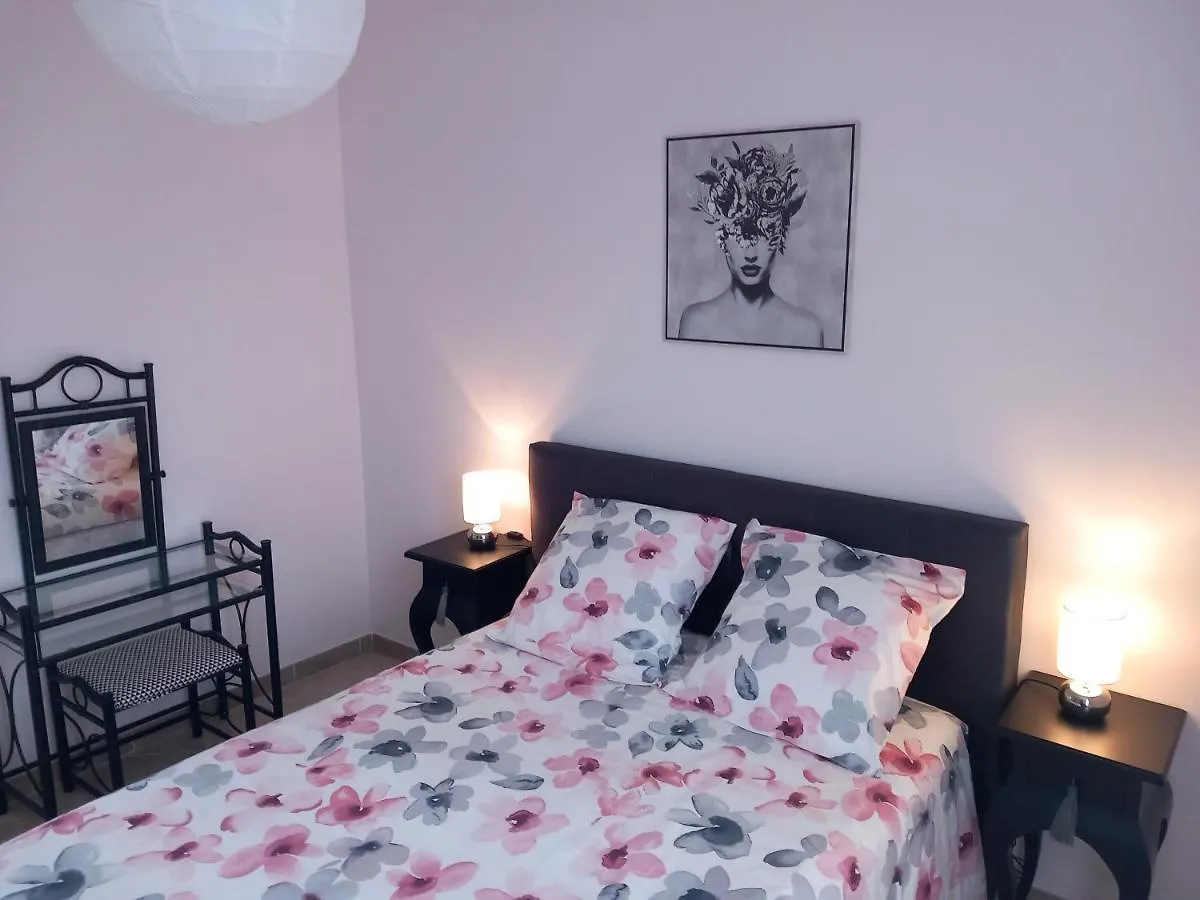 Jolie F2-5Mn De L'Aeroport D'Orly Parking Prive Gratuit Apartment Paray-Vieille-Poste 0*,  France