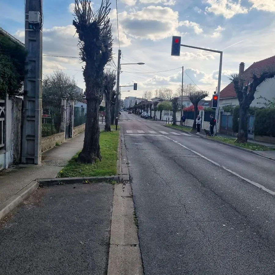 Jolie F2-5Mn De L'Aeroport D'Orly Parking Prive Gratuit Apartment Paray-Vieille-Poste France